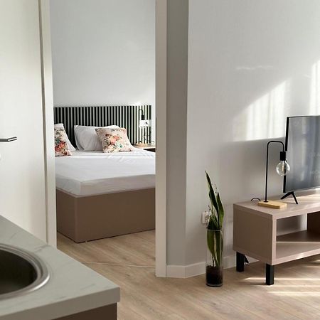 מוסטר Apartments Abc מראה חיצוני תמונה