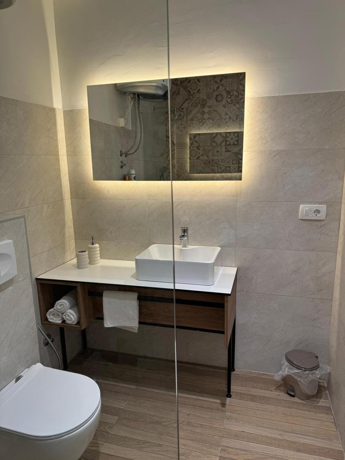 מוסטר Apartments Abc מראה חיצוני תמונה