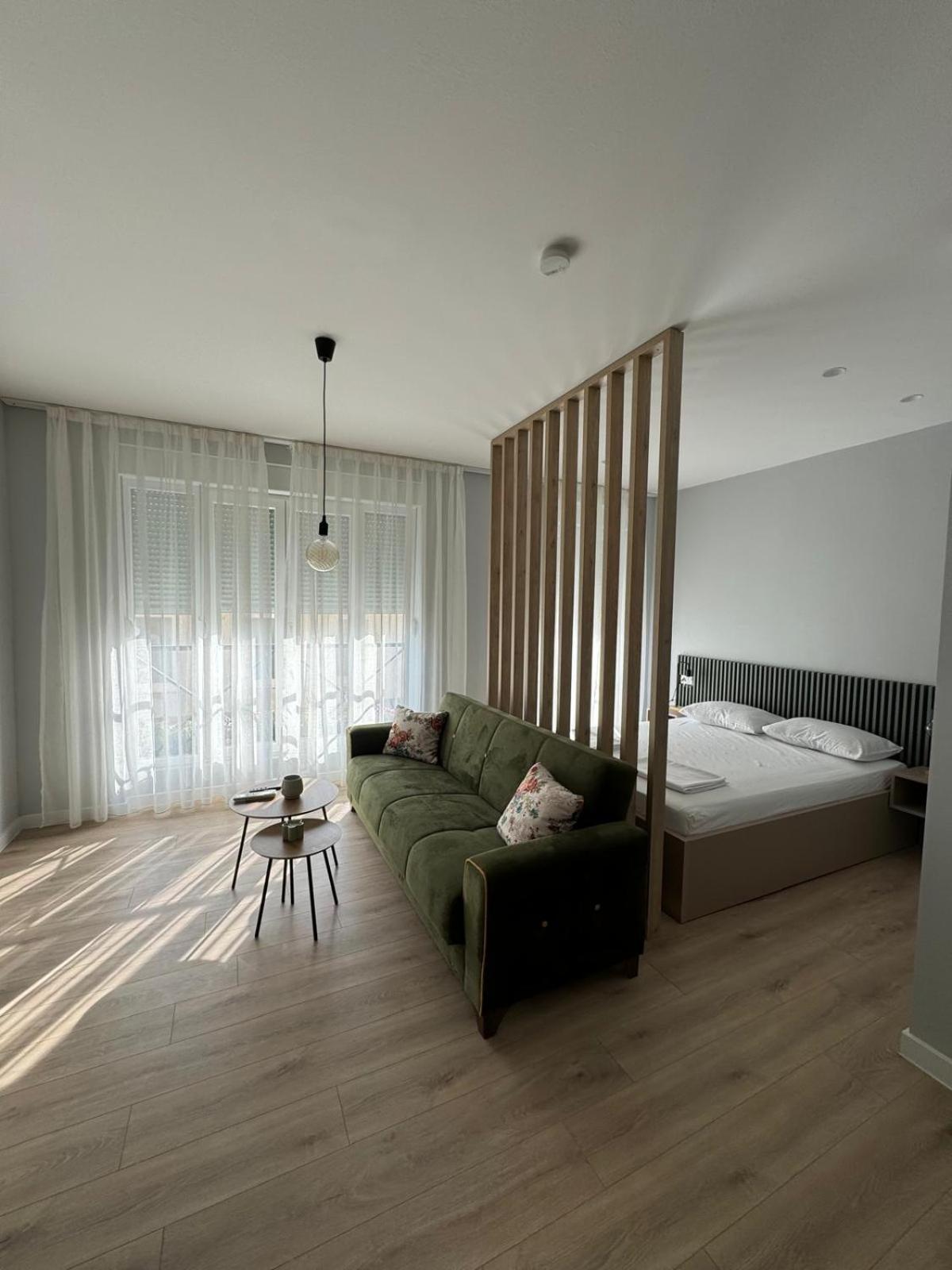 מוסטר Apartments Abc מראה חיצוני תמונה