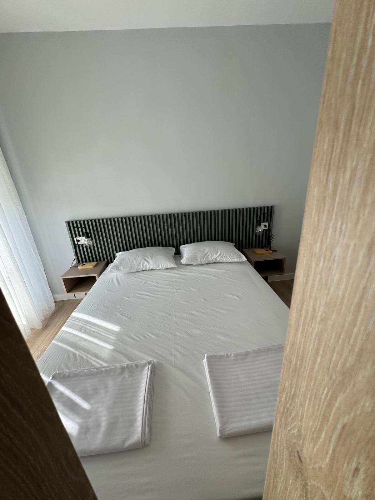 מוסטר Apartments Abc מראה חיצוני תמונה