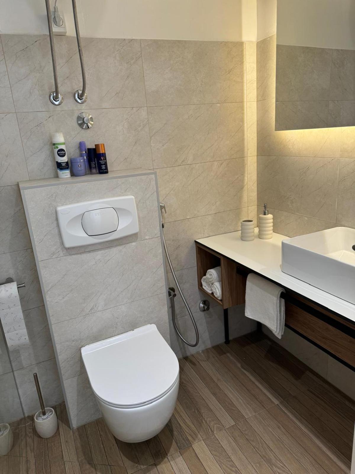 מוסטר Apartments Abc מראה חיצוני תמונה