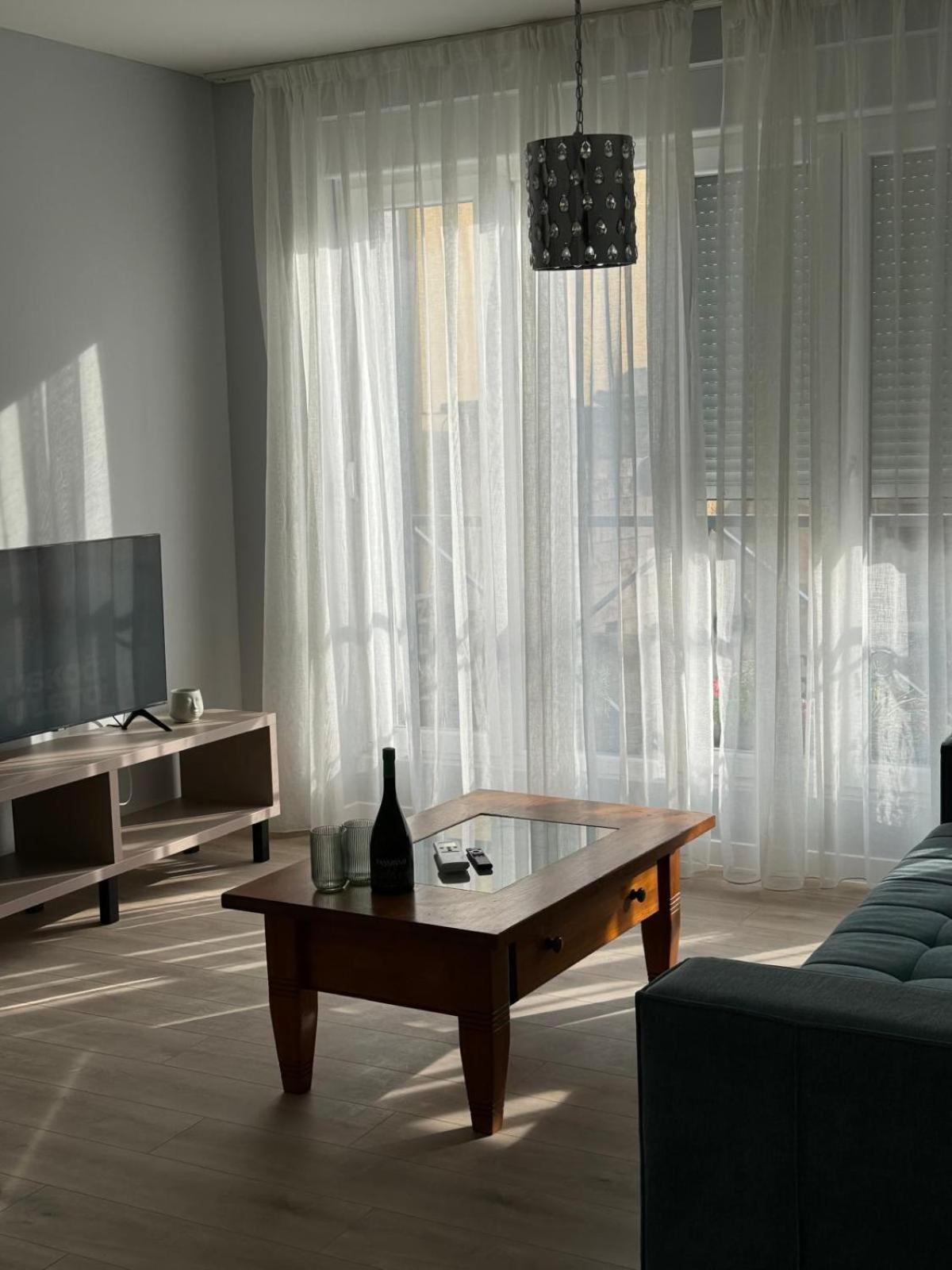 מוסטר Apartments Abc מראה חיצוני תמונה